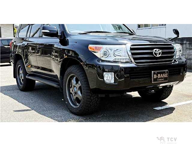 2013 Toyota Land Cruiser