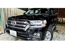 2018 Toyota Land Cruiser