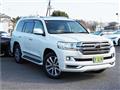 2018 Toyota Land Cruiser