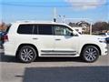 2018 Toyota Land Cruiser
