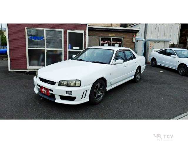 2000 Nissan Skyline