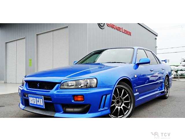 2000 Nissan Skyline
