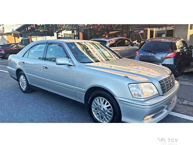 2000 Toyota Crown