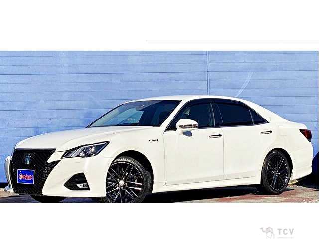 2017 Toyota Crown Hybrid