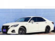 2017 Toyota Crown Hybrid