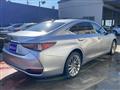 2022 Lexus ES