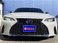 2022 Lexus IS
