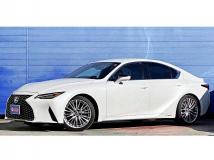 2022 Lexus IS