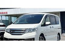2013 Nissan Serena