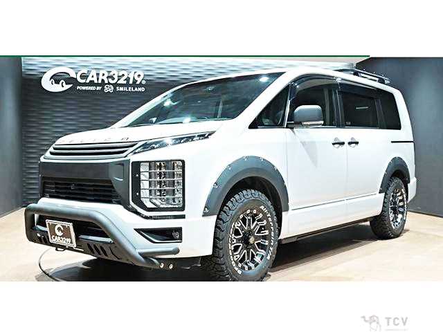 2022 Mitsubishi Delica D5