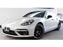 2018 Porsche Panamera
