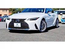 2020 Lexus IS