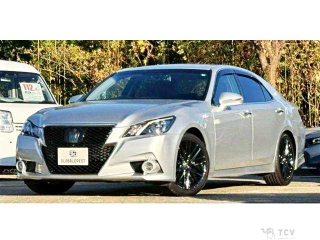 2014 Toyota Crown Hybrid