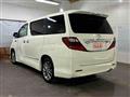 2010 Toyota Alphard
