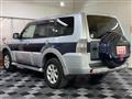 2010 Mitsubishi Pajero