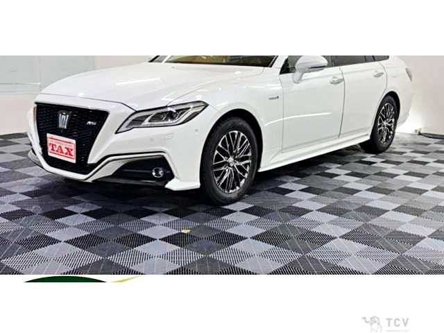 2018 Toyota Crown