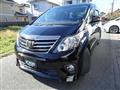 2013 Toyota Alphard