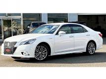 2015 Toyota Crown Hybrid