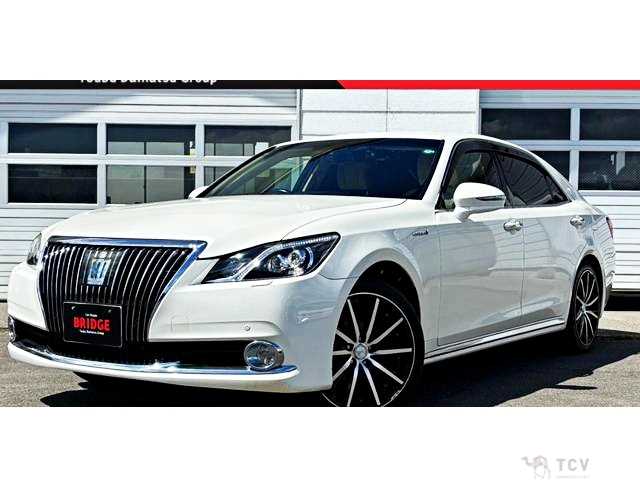 2015 Toyota Crown