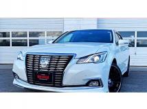 2016 Toyota Crown