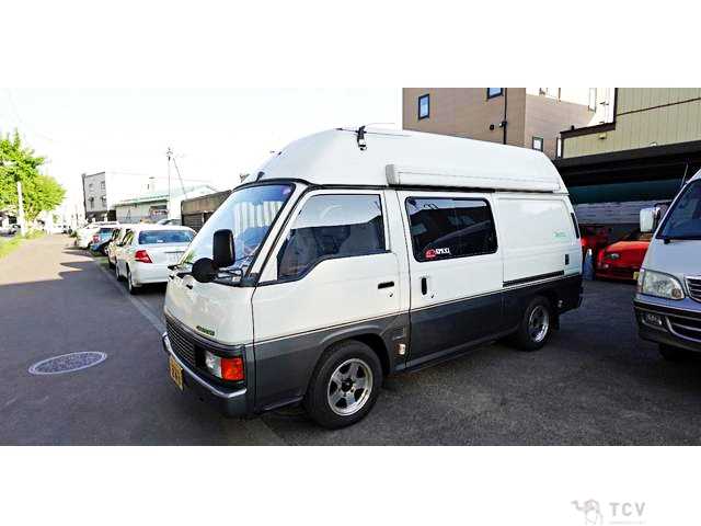 1991 Nissan Caravan