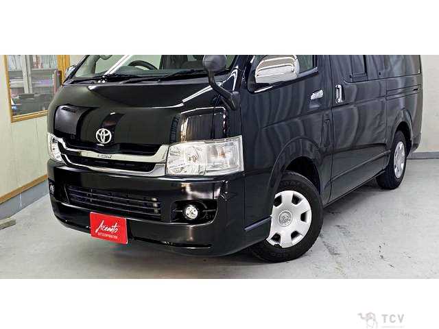 2009 Toyota Hiace Van