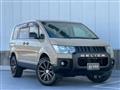 2012 Mitsubishi Delica D5