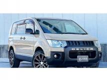 2012 Mitsubishi Delica D5