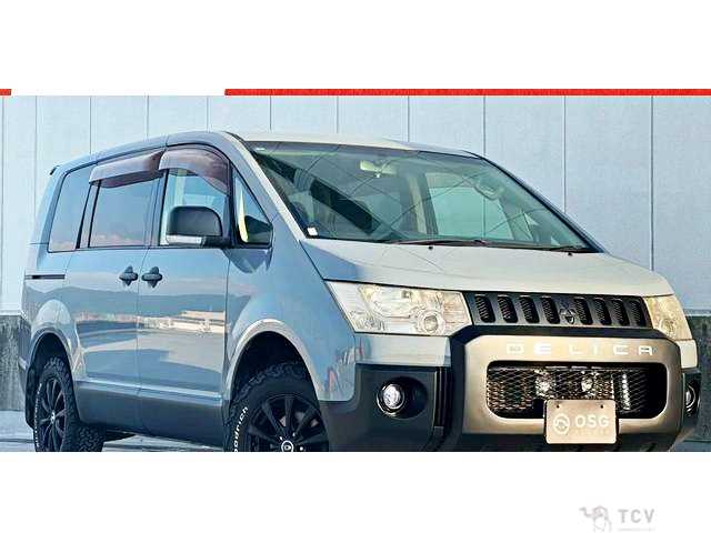 2015 Mitsubishi Delica D5