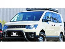 2008 Mitsubishi Delica D5