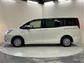 2016 Toyota Noah