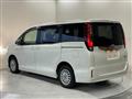 2016 Toyota Noah