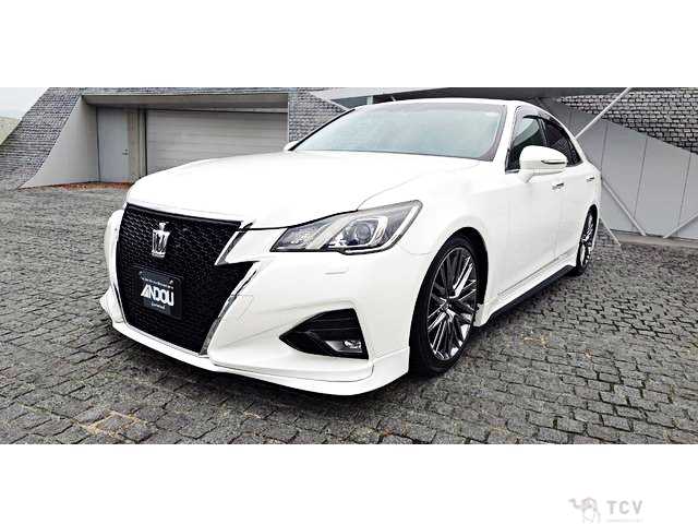 2016 Toyota Crown