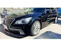 2014 Toyota Crown