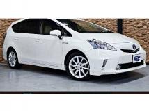 2012 Toyota PRIUS α