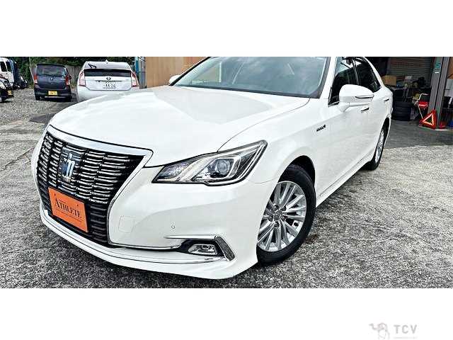 2016 Toyota Crown