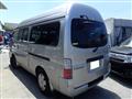 2004 Nissan Caravan