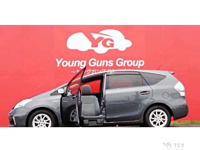 2014 Toyota PRIUS α