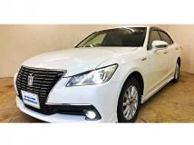 2015 Toyota Crown