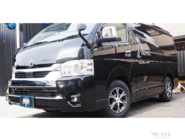2025 Toyota Hiace Wagon