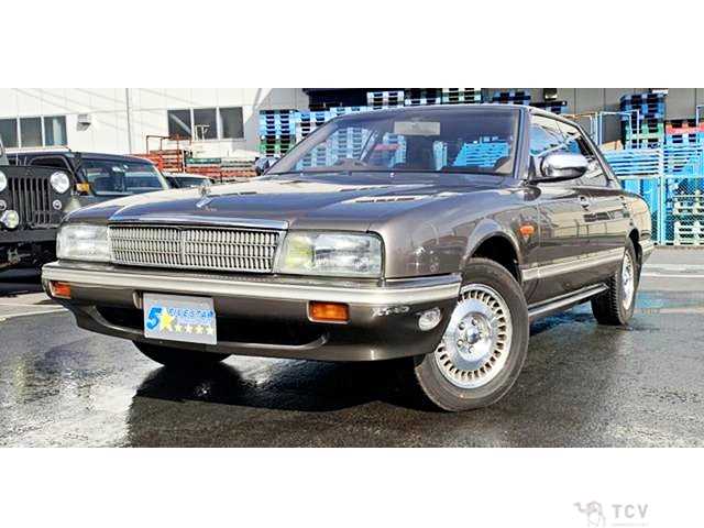 1988 Nissan Gloria(sedan)