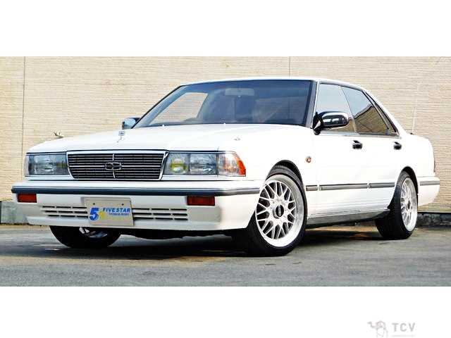 1989 Nissan Gloria(sedan)