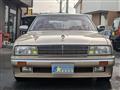 1988 Nissan Gloria(sedan)