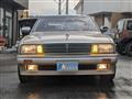 1988 Nissan Gloria(sedan)