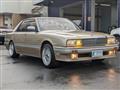 1988 Nissan Gloria(sedan)