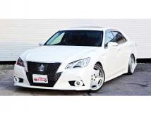 2013 Toyota Crown Hybrid