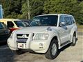 2002 Mitsubishi Pajero