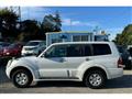 2002 Mitsubishi Pajero