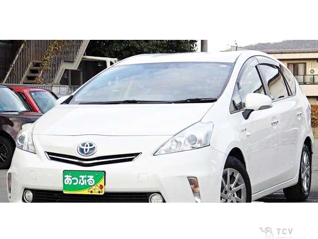2013 Toyota PRIUS α