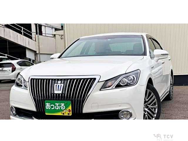2013 Toyota Crown